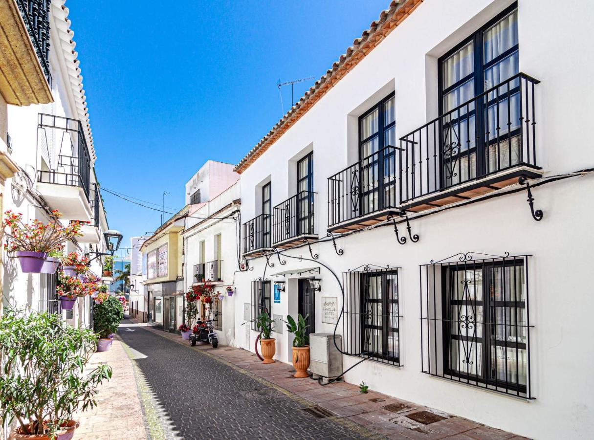 Seaclub Suites Estepona By Roomservices Екстер'єр фото